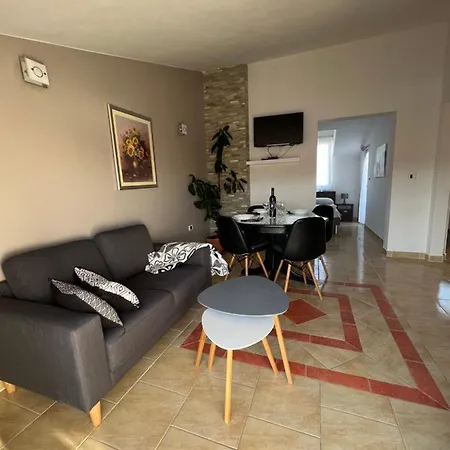 Apartment M&l Medulin