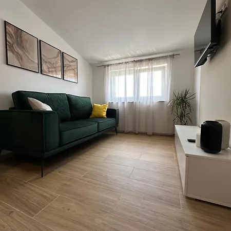 M&l Apartment Medulin